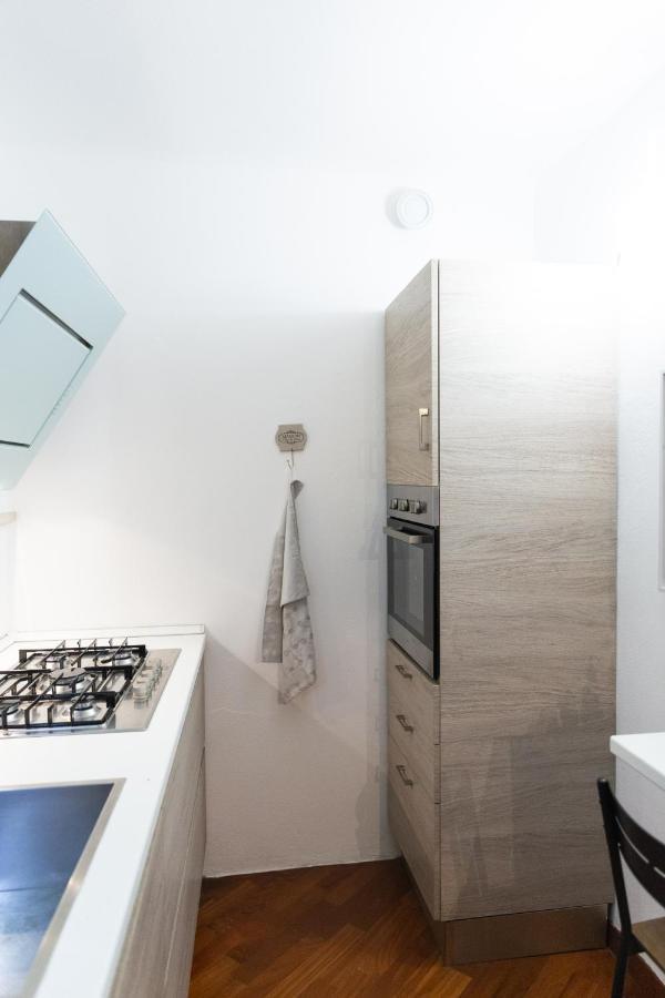 Sweet House Corso Genova Apartment Milan Exterior photo